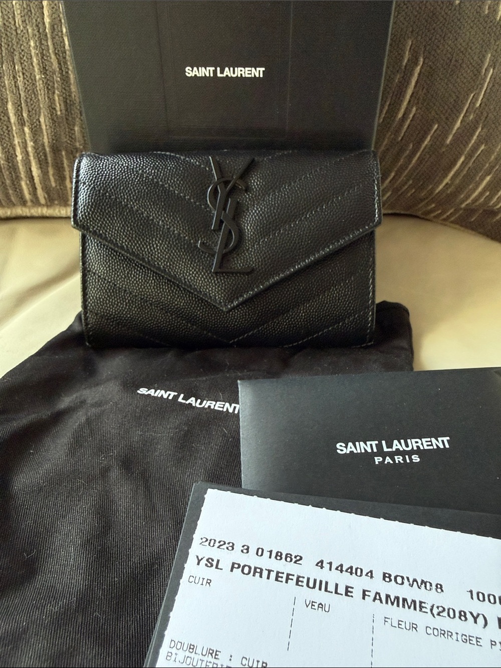 EUC, Saint Laurent YSL Monogram Envelope Wallet – Black Grain Ret. $585 - Picture 3 of 12